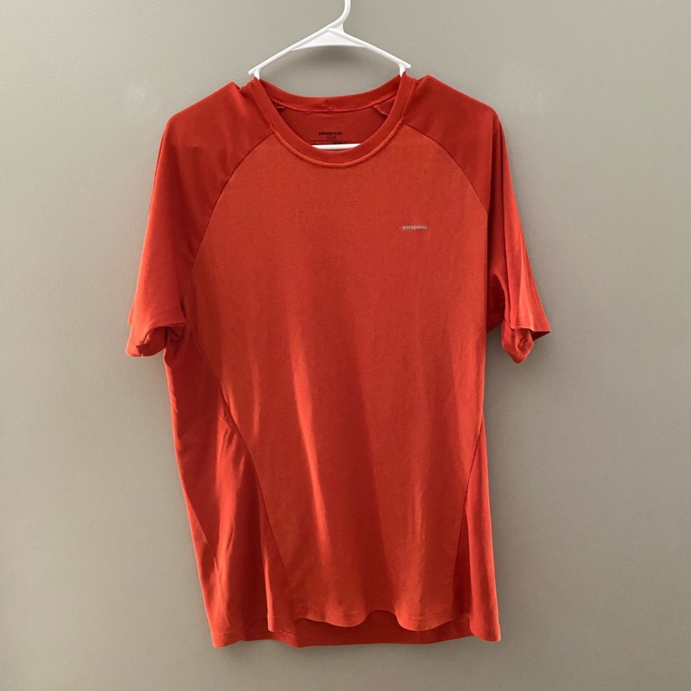 Patagonia work out tee